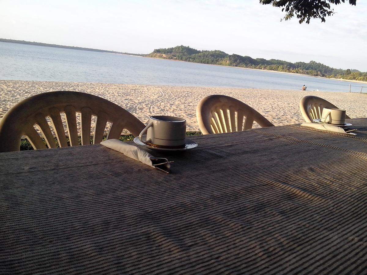 Les Acacias Bungalows Manambolo Luaran gambar