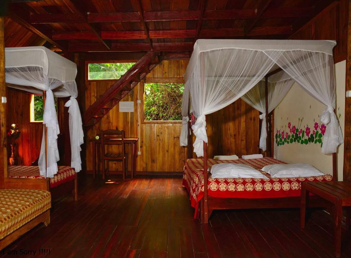 Les Acacias Bungalows Manambolo Luaran gambar